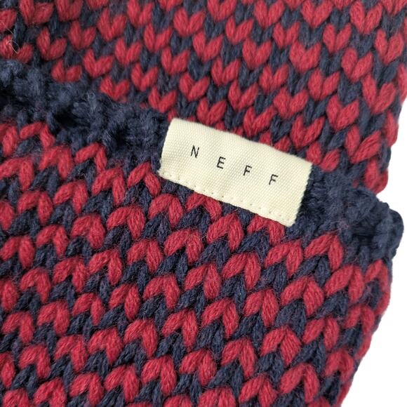 NWT NEFF Women's Carrie Textured Diamond Knit Beanie Hat, Red/Navy Skater Winter - Picture 3 of 5